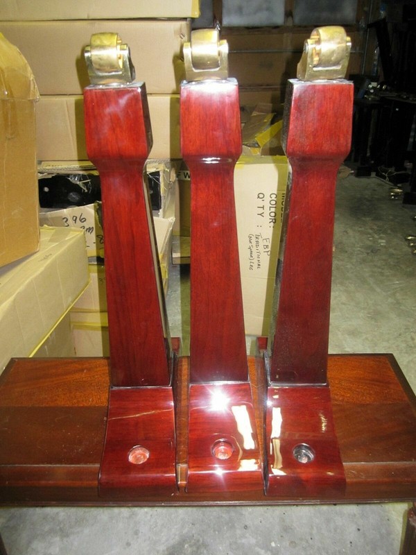 Grand piano parts - 3 legs