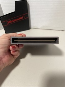 Teenage Mutant Ninja Turtles gioco Nintendo NES con parapolvere pulito buone condizioni