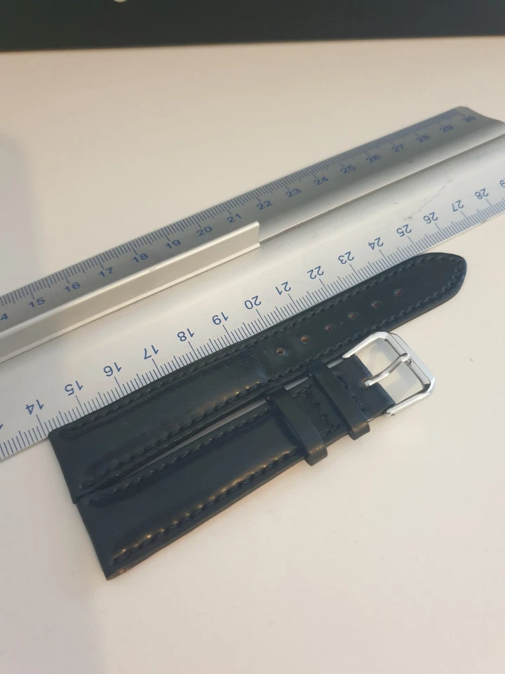 Horween Cordovan Shell Uhrenarmband Fluco 18mm Schwarz - Bild 2 von 4