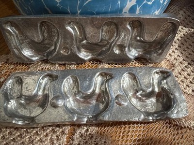 Vintage Pewter Chocolate Candy Ice Cream Mold 3D Hen Chicken Spring Primitive