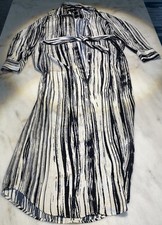 Banana Republic Size XS Blue & White Dress With Wrap