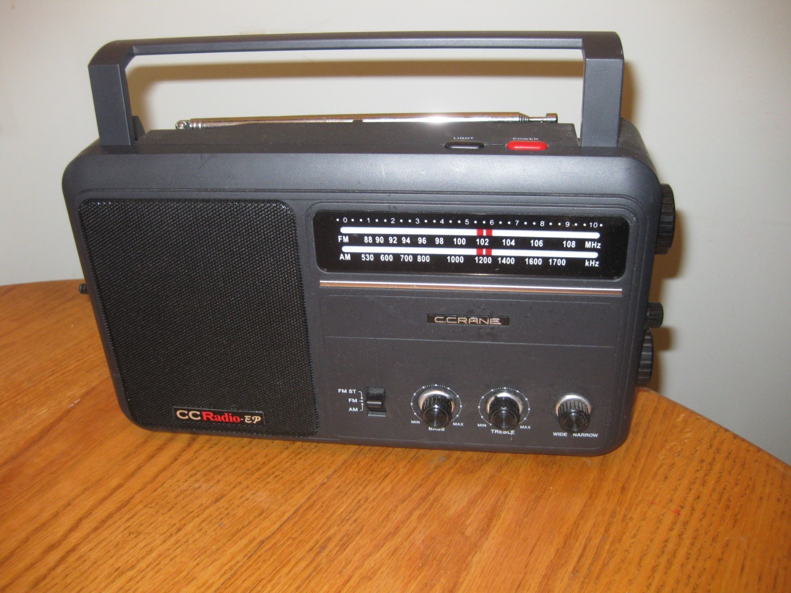 C. Crane CCRadio-EP AM/FM Portable Radio w/ AC Power Supply Tested ...
