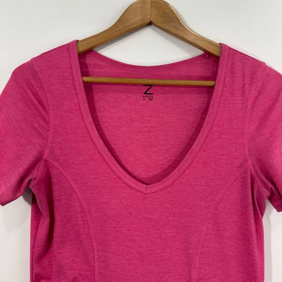 Z By Zella Women’s Size Medium Pink Ruched Front Low V Neck Athletic T Shirt - Image 2 of 4