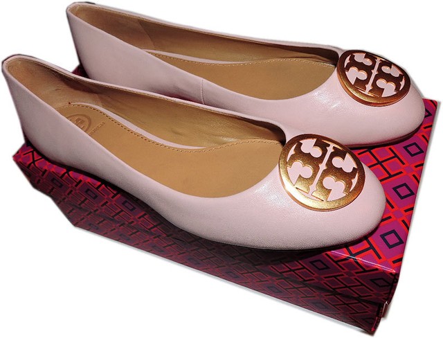 tory burch logo flats