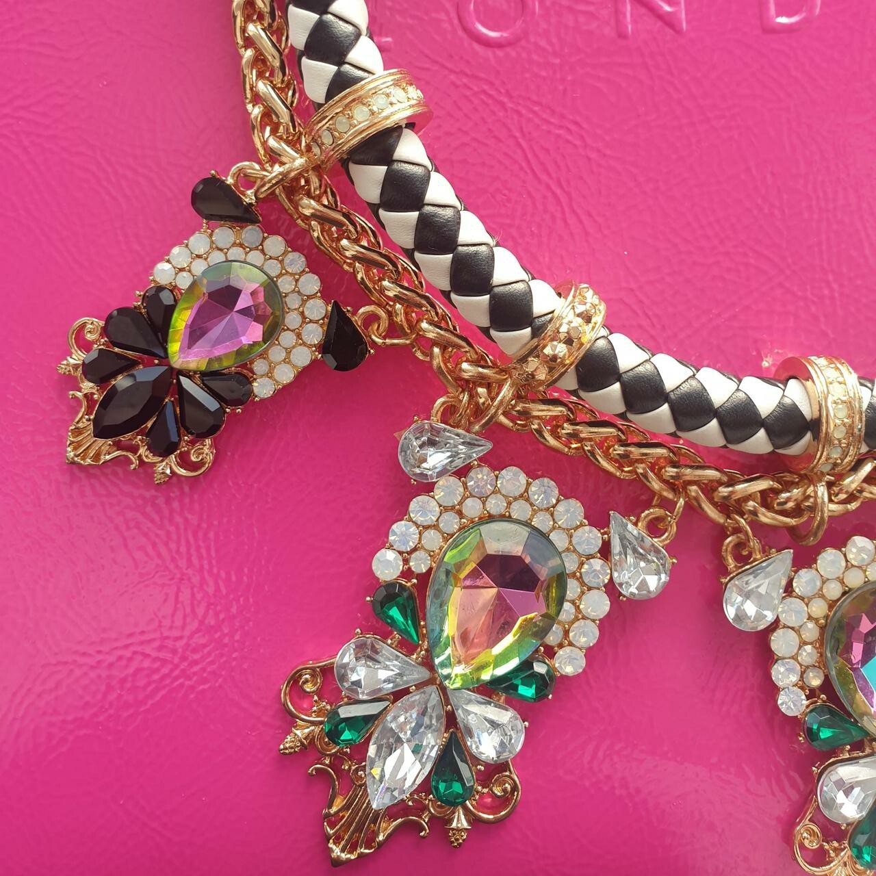 Retro Beautiful Multi Colour Statement Necklace S… - image 2