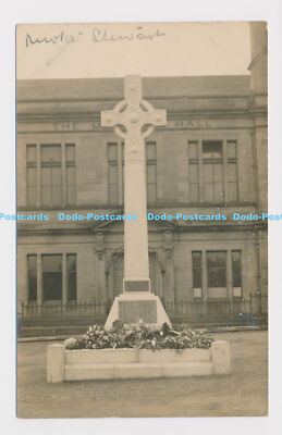 C020107 Denkmal in Gebäudähe. Postkarte