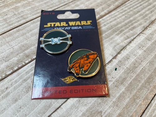STAR WARS Disney Cruise Line Pin 2016 DAY AT SEA #3 2 pins one card LE - Picture 4 of 6