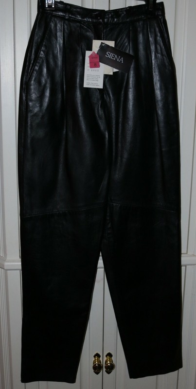 Women's Siena Black Leather Lined Pleated Pants - Size 8 - New with Tags