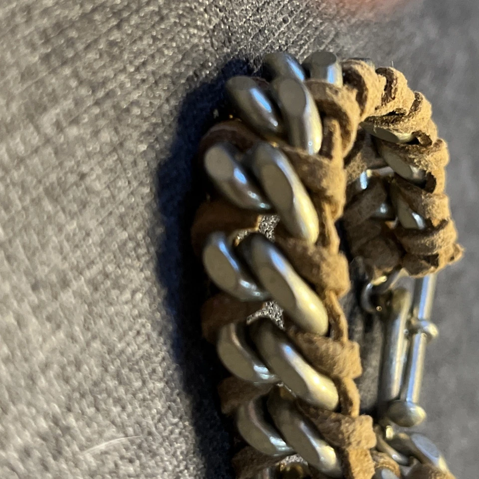 "Brazalete de cadena de cuero y metal grueso gemas con dije de amor cierre de palanca 7,5""" Foto 3 de 4