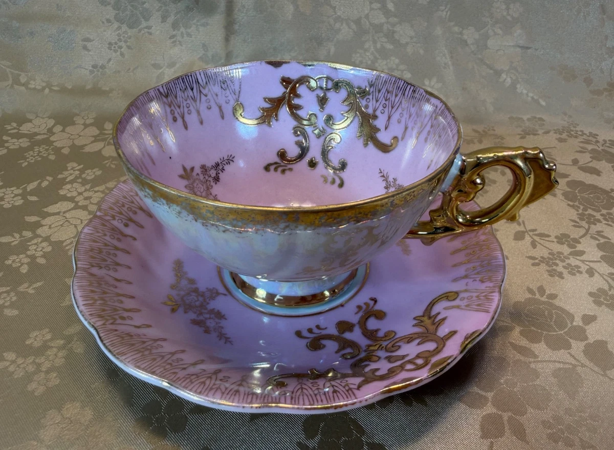 Purple Collectible 1950-1959 Time Period Manufactured Cups