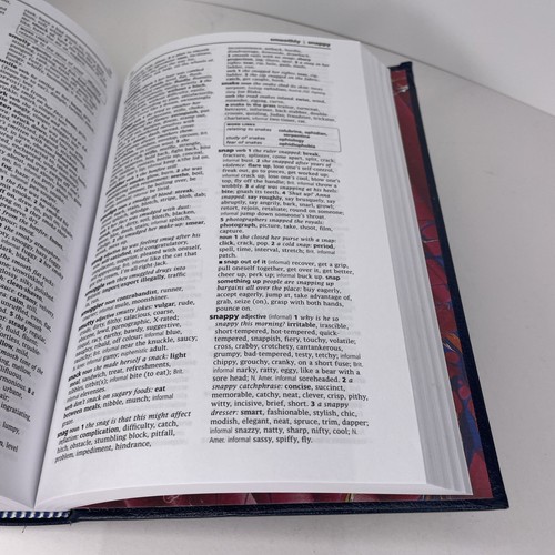 Compact Oxford English Dictionary And Thesaurus - Third Edition Revised 2008 VGC - Picture 18 of 18