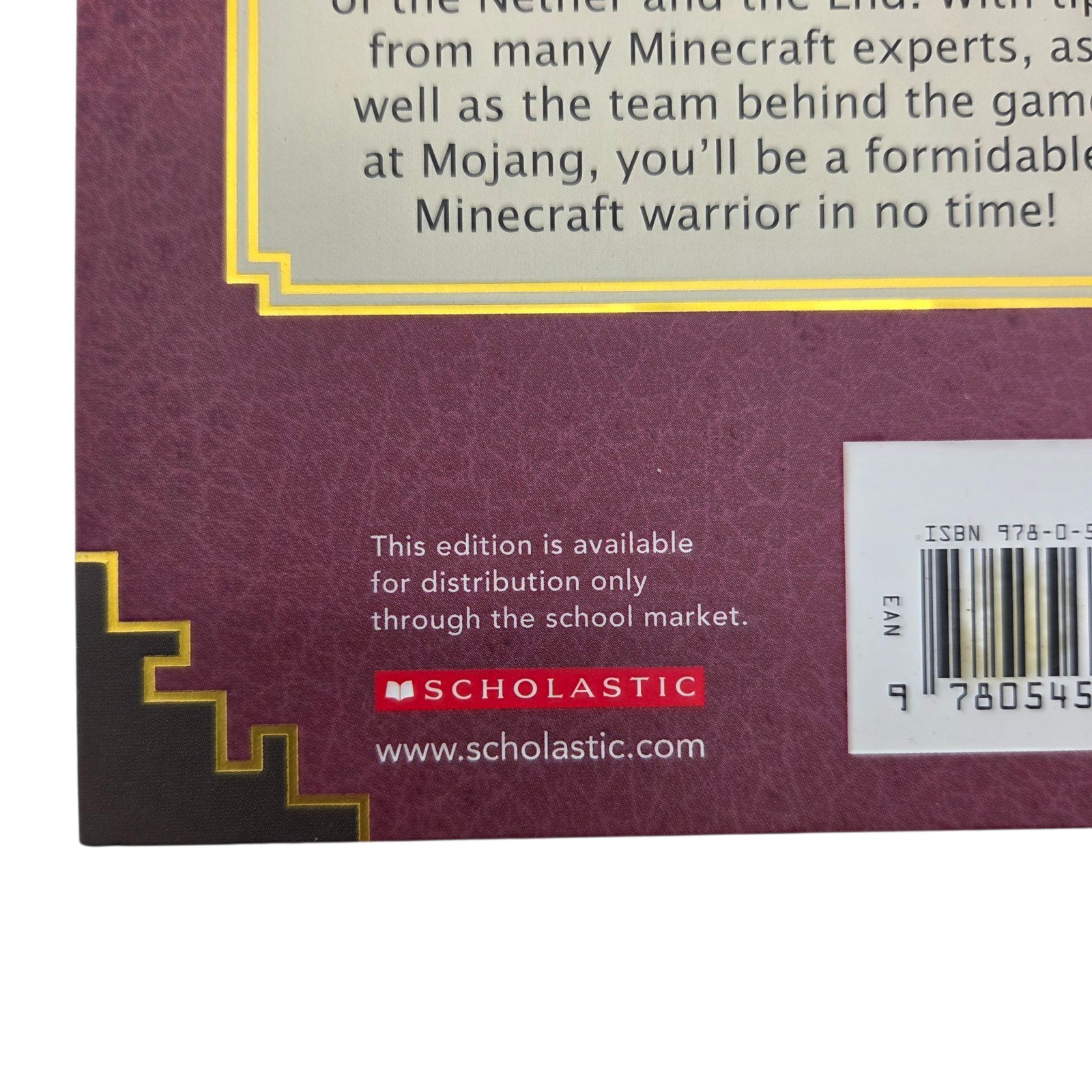 Minecraft Combat Handbook – An Official Mojang Book (2014, Scholastic) Used Good