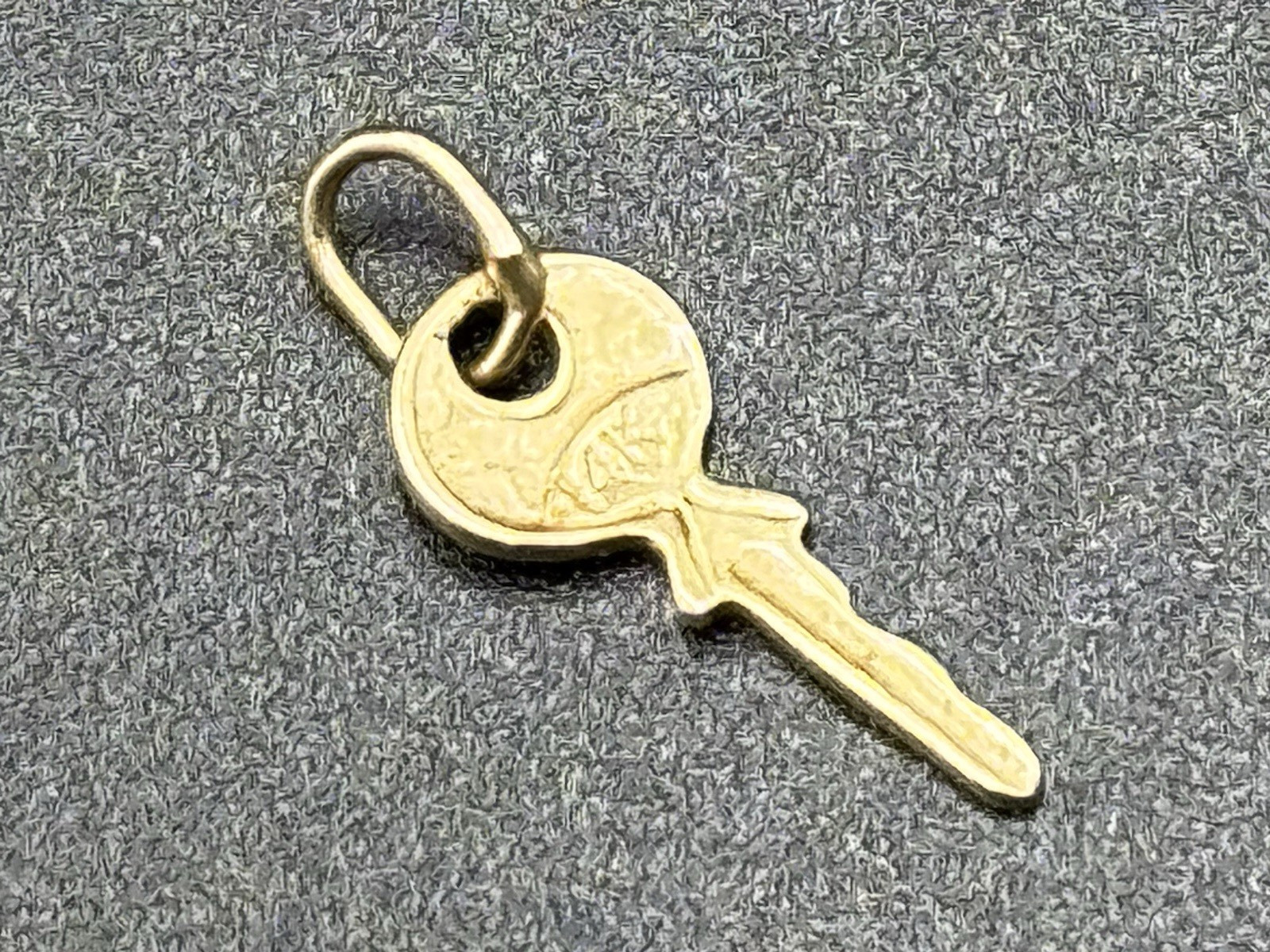 Vintage Miniature Tiny 14K Solid Yellow Gold Key … - image 3
