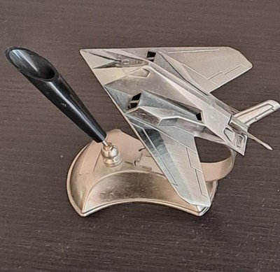 Stifthalter B-2 Stealth-Bomber