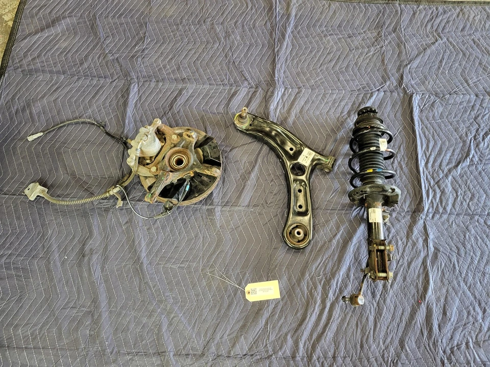 KIA RIO S 1.6L 2022 Left Driver Front Suspension Knee USED OEM 18-23 - Image 2 of 4