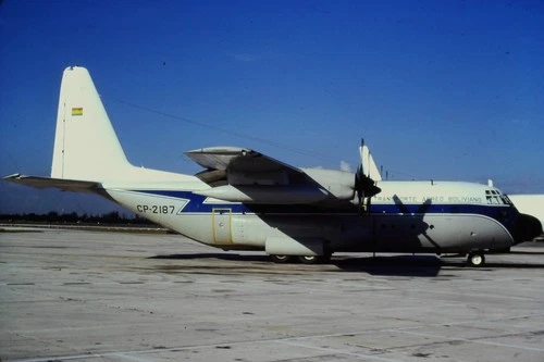 5277  CP-2187  TRSP AEREO BOLIVIANO  C-130?  ORIGINAL KODAK  SLIDE