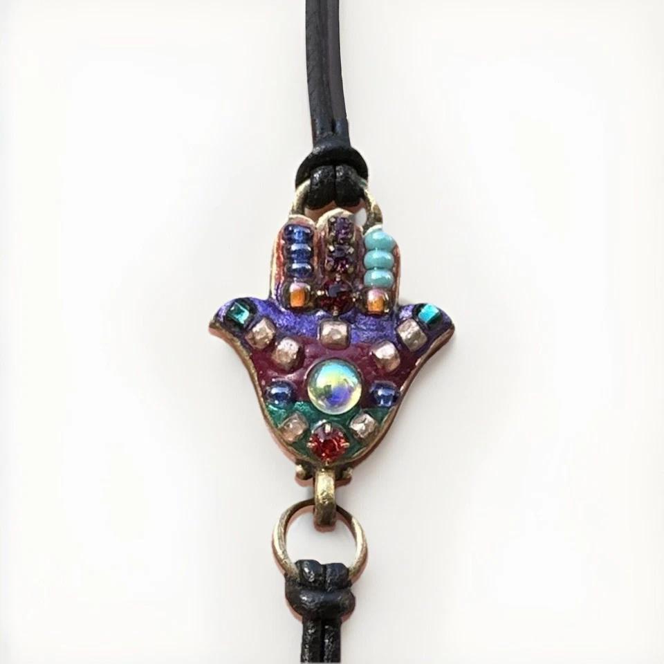 Pulsera Hamsa Michal Golán Cuentas Artesanal Hecha a Mano Joyería Cuero Multicolor Foto 2 de 4
