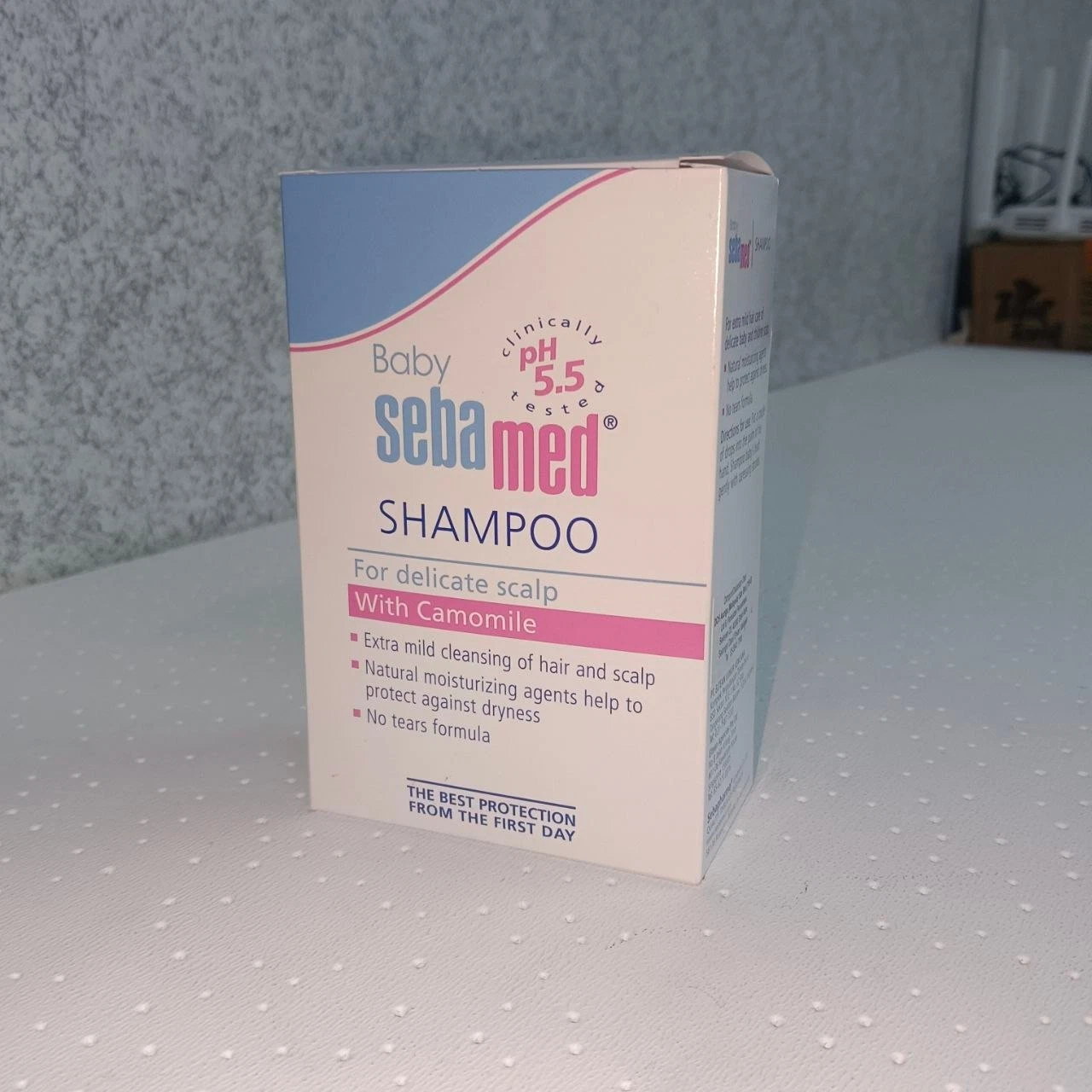 Sebamed Baby Shampoo with Camomile 150ml Delicate Scalp Tear , pH 5.5
Opens in a new window or tab