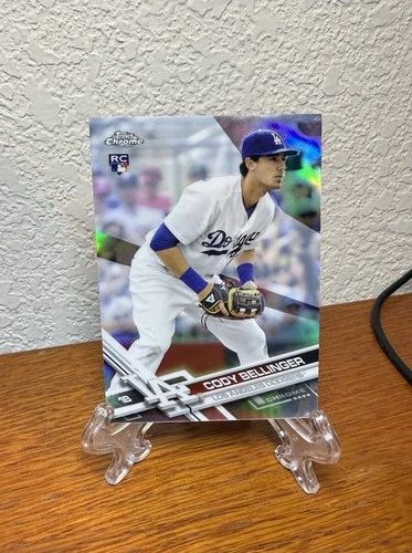 2017 Topps Chrome - Cody Bellinger #79 Refractor (RC)