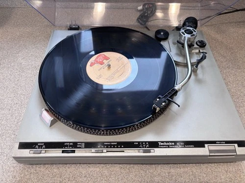 Vintage Technics SL-B3 Automatic Turntable w/ Audio Technica AT530e Cartridge
