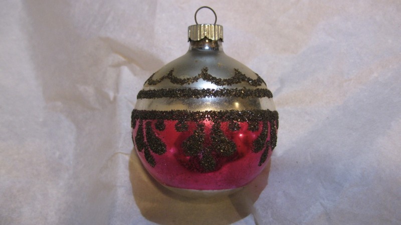 Vintage Christmas Shiny Brite Pink Glass Stencil Ornament Black Mica