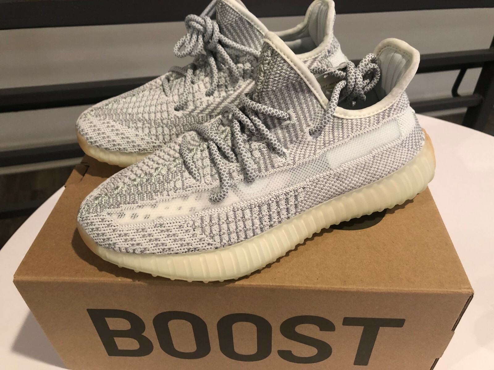 Boutique 1 Yeezy Boost 350