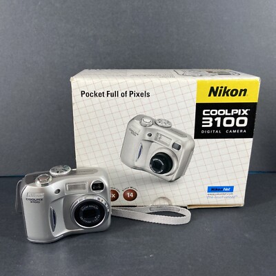 美品 ニコン Nikon COOLPIX 3100 元箱 メディア付 単三電池 Nikon COOLPIX 3100 14.0MP 5x Digital Camera - Silver w Box