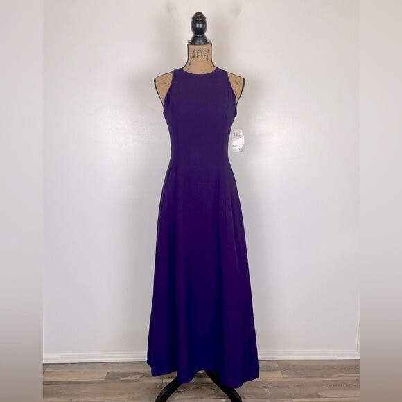 papell boutique evening dress Adrianna Platinum 40511 Chest 16 Waist 14 Length 58 Vintage Papell Boutique Evening Silk