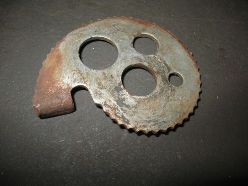 1982 XR500R REAR WHEEL AXLE RIGHT CHAIN ADJUSTER HONDA XR XL 200 250 500 (4) - Picture 3 of 3