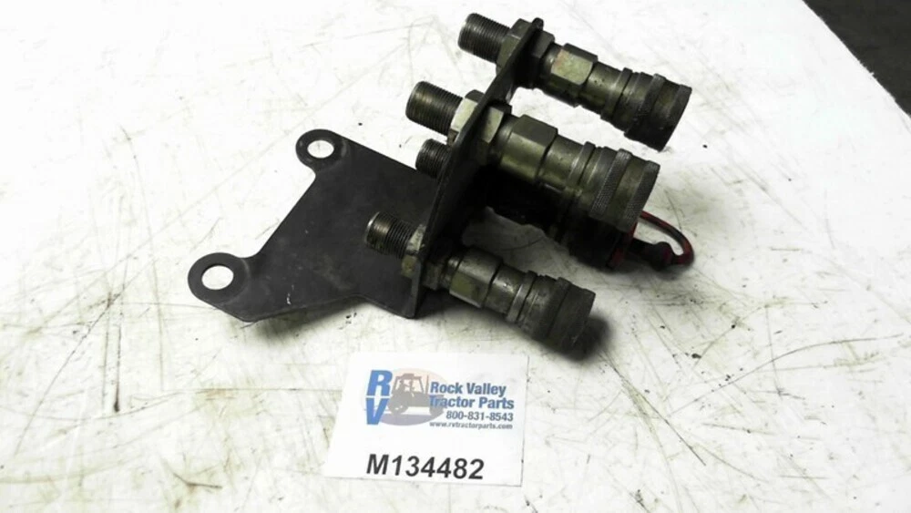 John Deere Bracket M134482 | eBay 