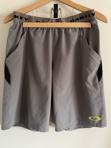 Men’s Medium Oakley Shorts - Bild 1 von 4