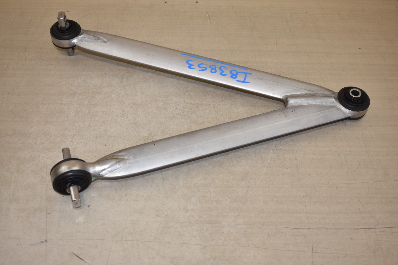 2004 2005 2006 PORSCHE CARRERA GT REAR SUSPENSION LOWER CONTROL ARM GENUINE OEM