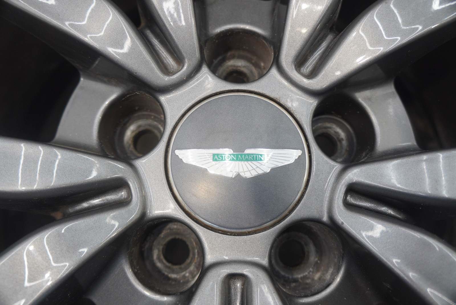 Rear 19X9.5" Inch 10 Spoke Wheel Rim EG339965G OEM Aston Martin V8 Vantage 2008