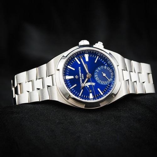 Vacheron Constantin Overseas Dual Time 2022 Blue, Ref. 7900V/110A-B334 with B&P