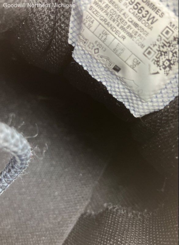 Merrell Gray And Red Solid Athletic Sneakers Men … - image 5