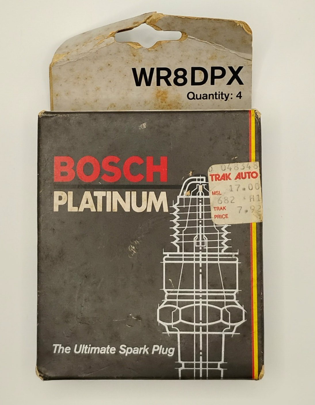 New Old Stock Bosch Platinum WR8DP Spark Plug 4-pack Classic Part New in Box