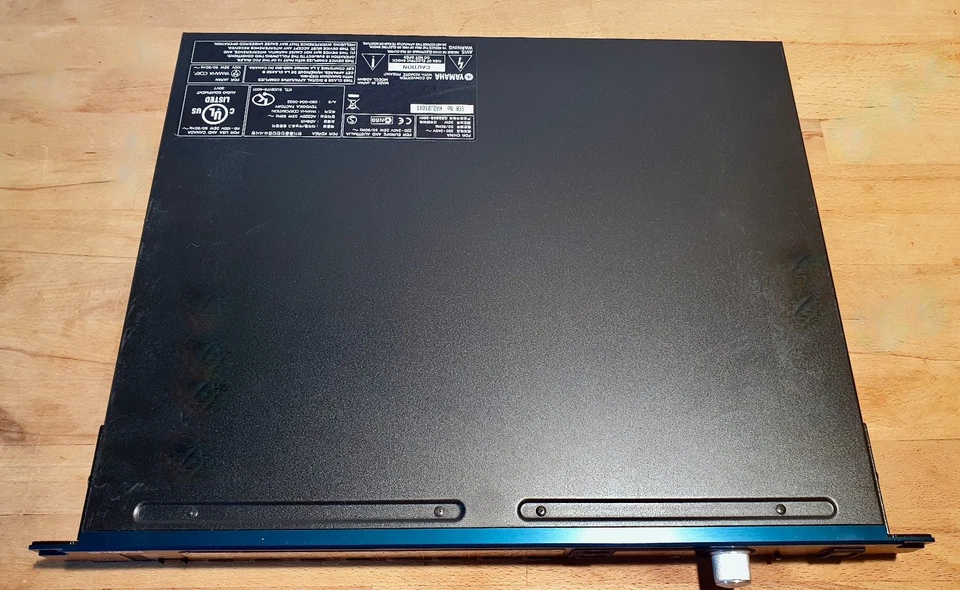 Yamaha AD8HR 8-Ch. 24-bit/96kHz A/D converter w/ remote mic preamps AES/EBU - Bild 4 von 4