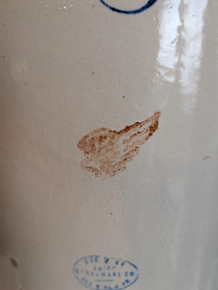 Jarra de whisky de gres WI Barn antigua vintage Red Wing de 5 galones ala pequeña Foto 3 de 4