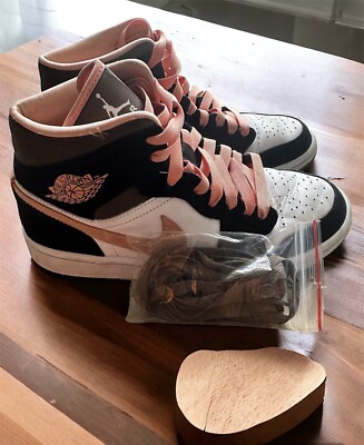 jordan 1 mocha size 7.5