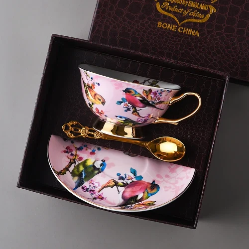 Juego de tazas de café de cerámica europea taza de té de hueso dorado tetera fiesta de té tarde Foto 2 de 4