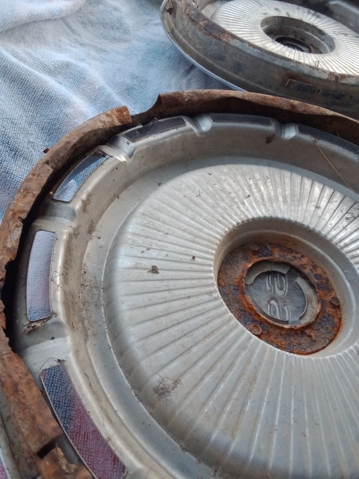Original 14" Chevy SS Hub Caps Tri Bar Spinner 1965? eBay