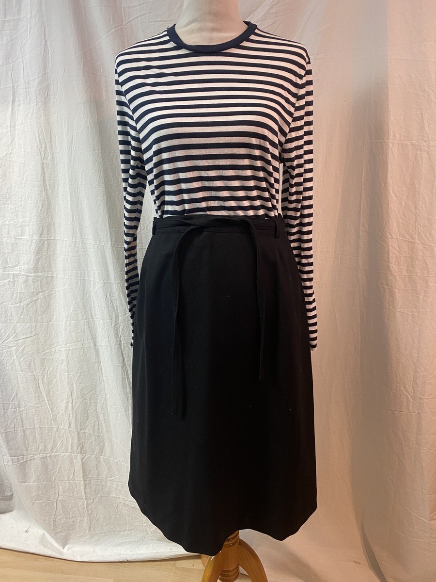 Vintage A-line Black Wool Wrap Skirt - Midi Length - Fits a Vintage A-line Black Wool Wrap Skirt - Midi Length - Fits a