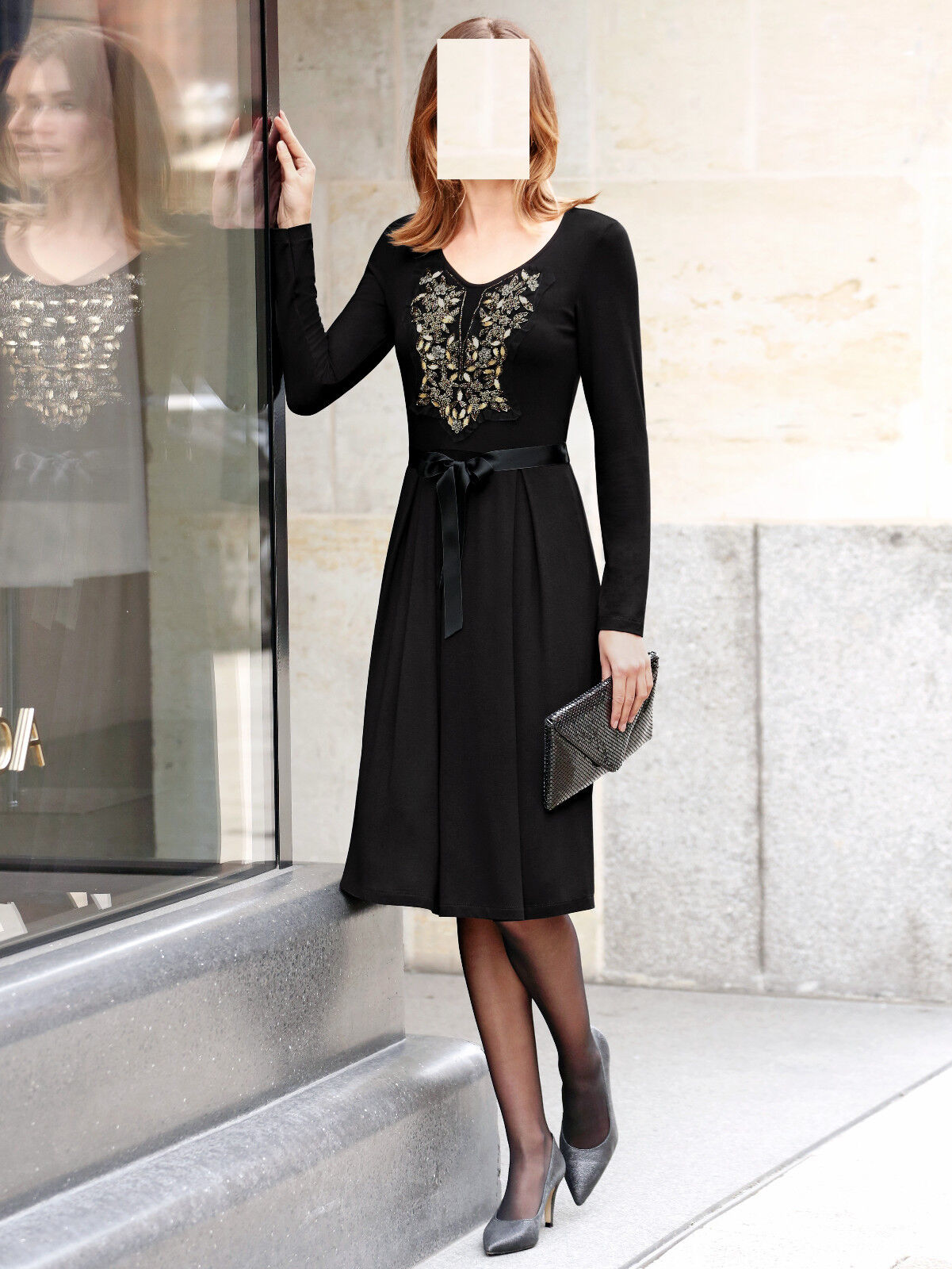 Marken Jersey Kleid black mit Perlendekoration Gr. 48 0518723914 Marken Jersey Kleid black mit Perlendekoration Gr. 48 0518723914