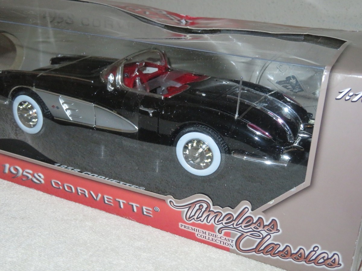 TIMELESS CLASSICS 1958 CHEVY CORVETTE 1:18 MOTORMAX OPENING HOOD