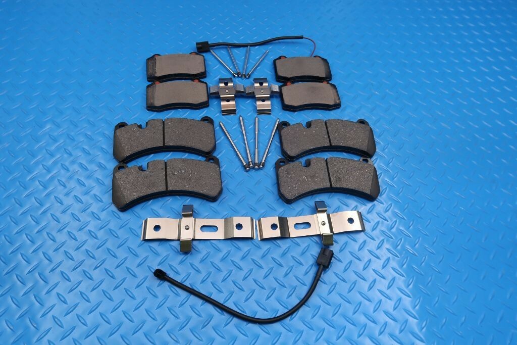 Maserati Ghibli Quattroporte brakes rotors filters service kit #9311 17-23