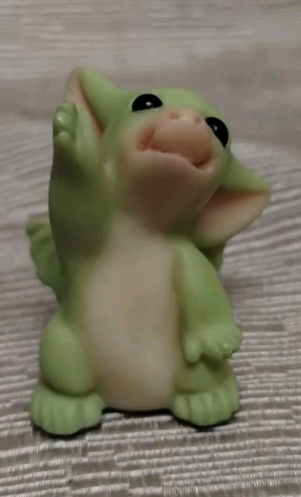 Foto 1 di 9