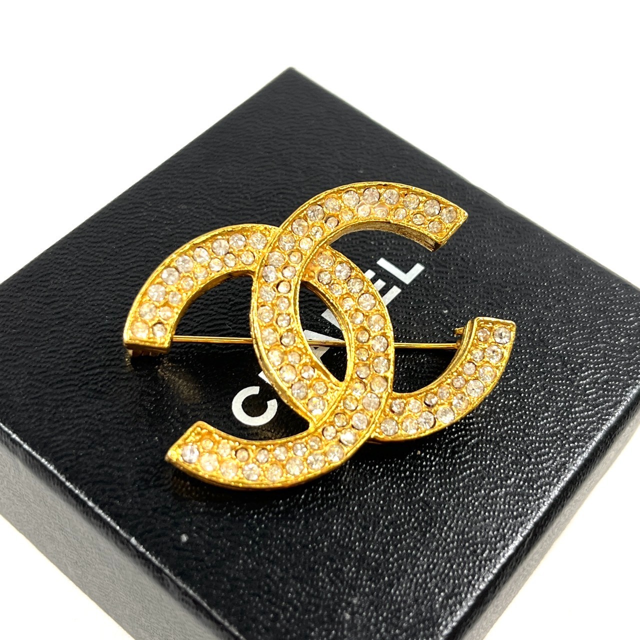 CHANEL COCO CC Logo Brooch Gold Rhinestone Vintage Authentic 174 JAPAN B1255