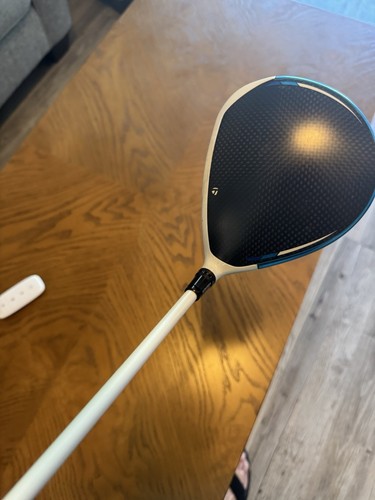 TaylorMade Sim 2 Driver - Graphite Design Tour AD HD 6S - Picture 2 of 7