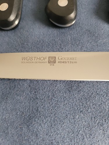 Set of 4 WUSTHOF Gourmet 4050 12cm Steak Dinner Knives + 4045 Utility (Bonus) - Picture 3 of 10