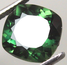 Natürlicher 5,40 ct zertifizierter kenianischer grüner Tsavorit Granat...